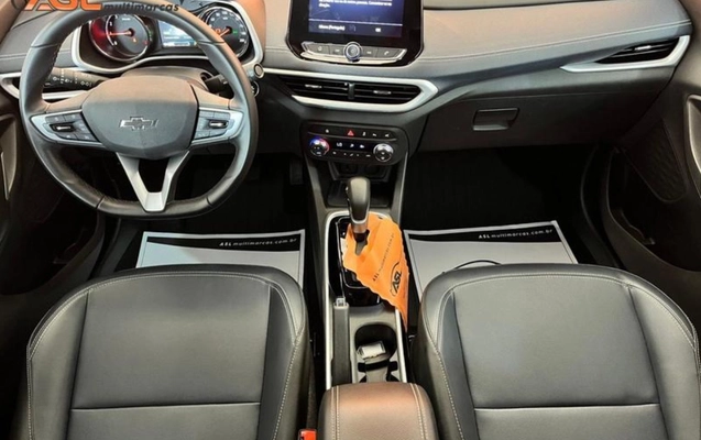 imagem-https://www.socarrao.com.br/sc-vehicle-images-prod/925821/1773429987104-SU1HXzgyODMuanBlZw.jpeg
