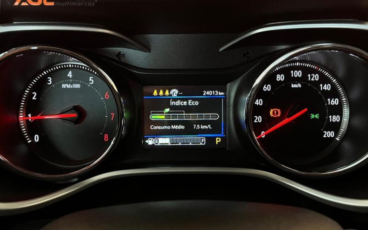 imagem-https://www.socarrao.com.br/sc-vehicle-images-prod/925821/1773429987348-SU1HXzgyODguanBlZw.jpeg