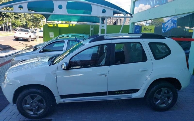 imagem-https://www.socarrao.com.br/sc-vehicle-images-prod/925971/1782388473051-7887809_2_B_1abee60fdd.jpeg