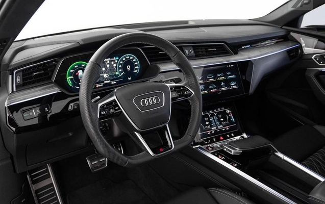 imagem-https://www.socarrao.com.br/sc-vehicle-images-prod/926049/1787260952072-7891472_10_B_67f7d19782.jpeg
