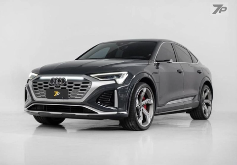 Audi SQ8 2024 Cinza — foto 1 de 3