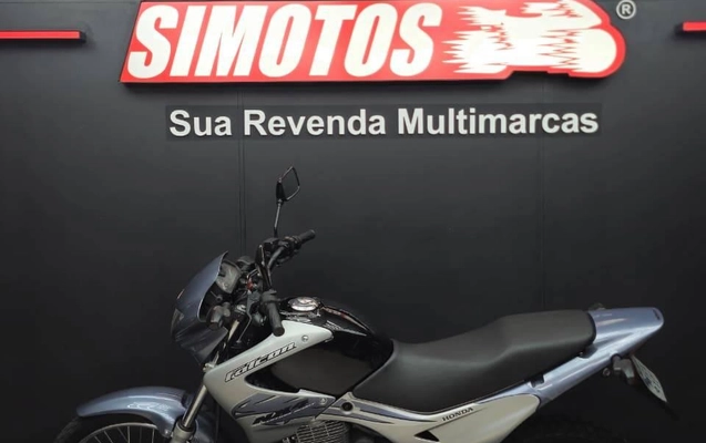 imagem-https://www.socarrao.com.br/sc-vehicle-images-prod/926183/1782329283924-5943f1c854f14054a9df24d85f6bac70_1773433826735.jpeg