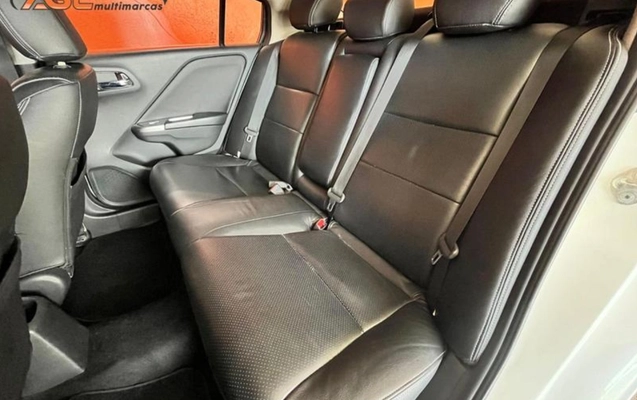 imagem-https://www.socarrao.com.br/sc-vehicle-images-prod/926254/1773435235896-Y2l0eSA1LmpwZWc.jpeg
