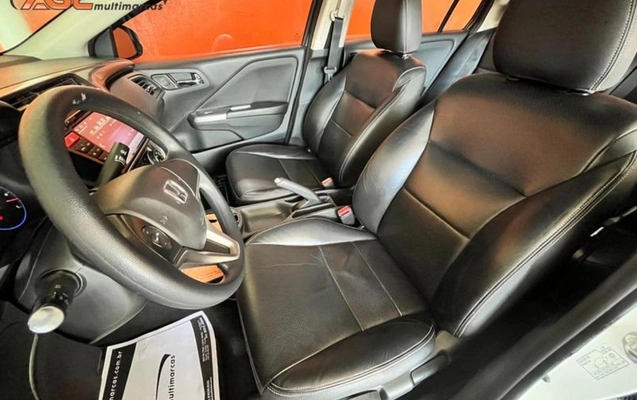 imagem-https://www.socarrao.com.br/sc-vehicle-images-prod/926254/1773435236130-Y2l0eSA0LmpwZWc.jpeg