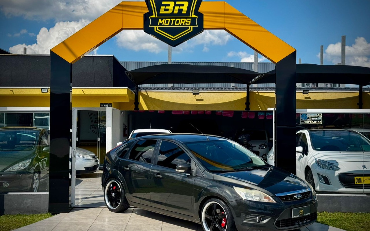 Ford Focus 2.0 16V/ 2.0 16V Flex 5p na cor Preto em Campina Grande do Sul / PR - 926298