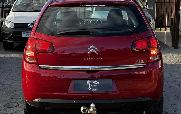 imagem-https://www.socarrao.com.br/sc-vehicle-images-prod/926360/1773436834783-69b47db8e9f1c.jpeg