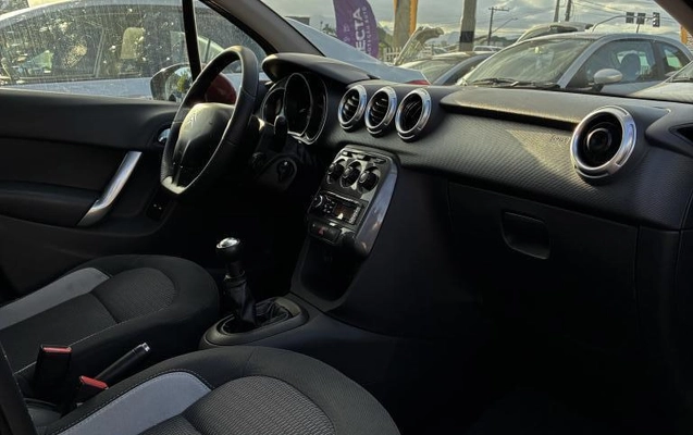 imagem-https://www.socarrao.com.br/sc-vehicle-images-prod/926360/1773436834788-69b47dc8085d2.jpeg