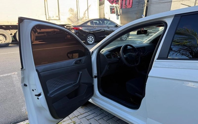 imagem-https://www.socarrao.com.br/sc-vehicle-images-prod/929928/1785329276849-7867114_12_B_35ab009306.jpeg