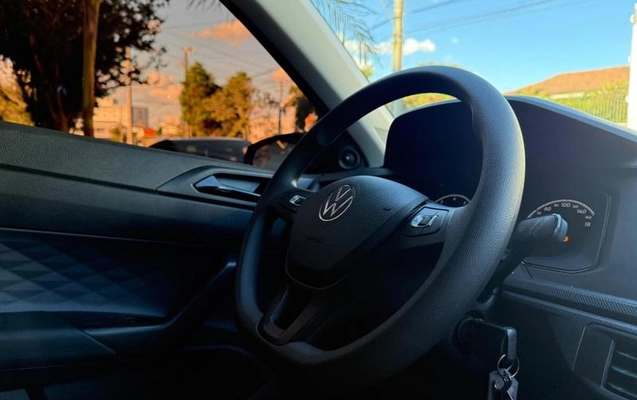 imagem-https://www.socarrao.com.br/sc-vehicle-images-prod/929928/1785329276850-7867114_18_B_58bea39710.jpeg