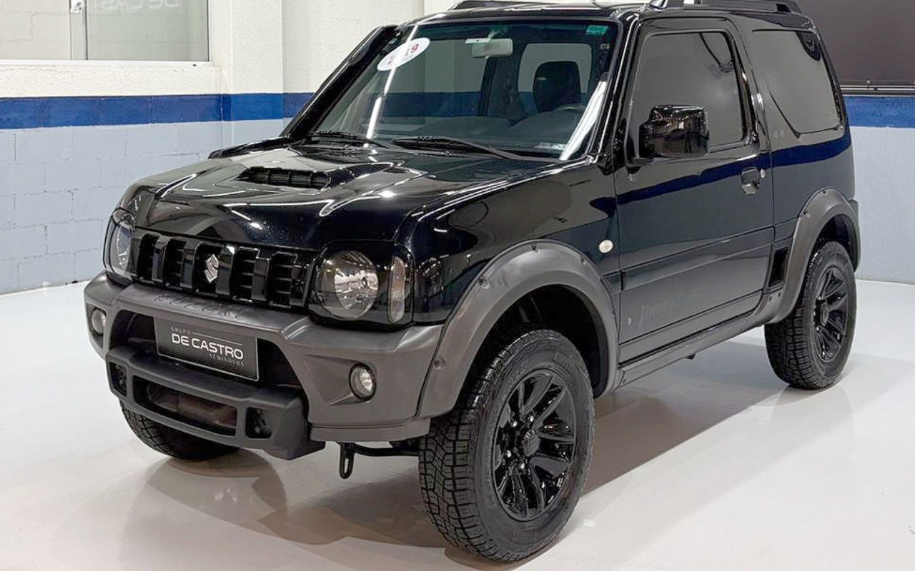 Suzuki Jimny 4SPORT/ 4WORK 1.3 16V na cor Preto em Curitiba / PR - 929979