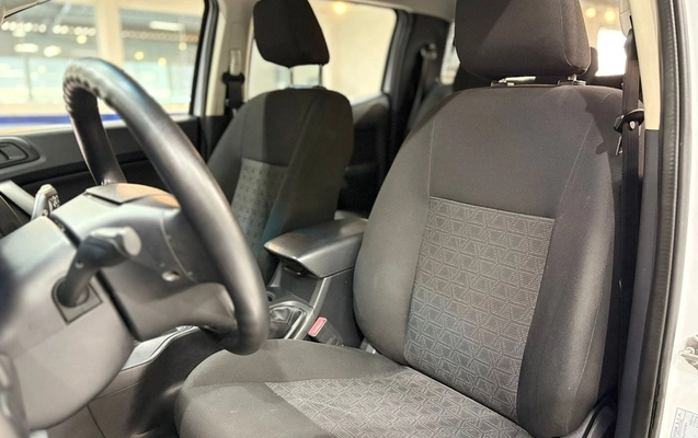imagem-https://www.socarrao.com.br/sc-vehicle-images-prod/930055/1773498343430-Rk9SRCBSQU5HRVIgWExTIDIuMiA0eDQgQ0QgLSAyMDIwIC0gQlJBTkNBIC0gUVVYNUI2MyAoMTUpLmpwZw.jpg