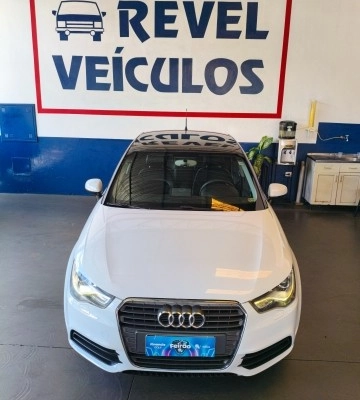imagem-https://www.socarrao.com.br/sc-vehicle-images-prod/930111/1782417606526-640_480_audi-a1-1-4-tfsi-sportback-ambition-s-tronic-14-15-aaee5d-2.jpg