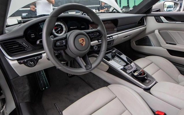 imagem-https://www.socarrao.com.br/sc-vehicle-images-prod/930120/1788959722356-7879819_26_B_bdb8ddec70.jpeg