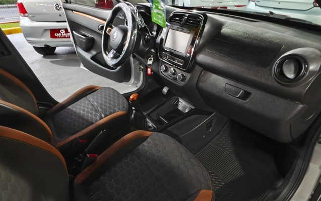 imagem-https://www.socarrao.com.br/sc-vehicle-images-prod/930231/1773502182865-V2hhdHNBcHAgSW1hZ2UgMjAyNi0wMy0xNCBhdCAxMS41NS40Mi5qcGVn.jpeg