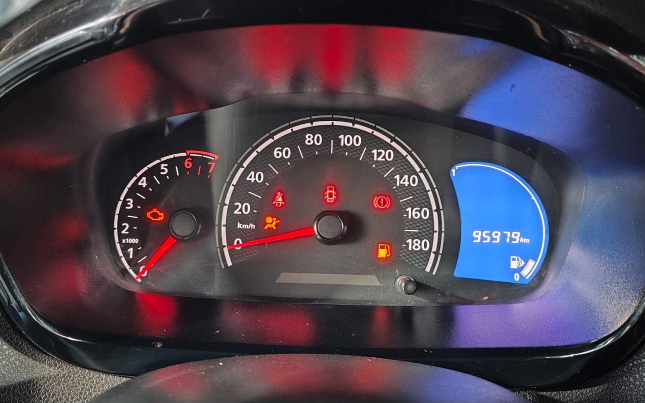 imagem-https://www.socarrao.com.br/sc-vehicle-images-prod/930231/1773502183262-V2hhdHNBcHAgSW1hZ2UgMjAyNi0wMy0xNCBhdCAxMS41NS40MyAoMikuanBlZw.jpeg