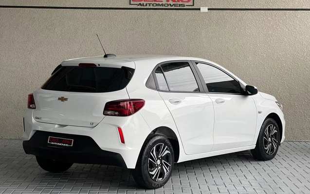 imagem-https://www.socarrao.com.br/sc-vehicle-images-prod/930269/1789493200937-7890088_4_B_7920ce2cd1.jpeg