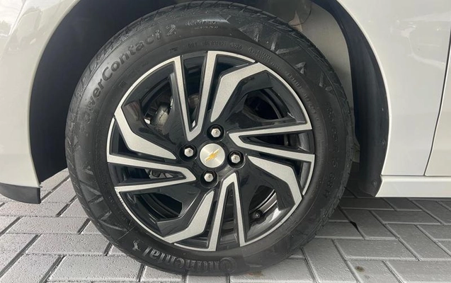 imagem-https://www.socarrao.com.br/sc-vehicle-images-prod/930269/1789493200954-7890088_16_B_d300378875.jpeg
