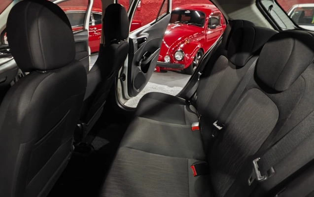 imagem-https://www.socarrao.com.br/sc-vehicle-images-prod/930294/1773504157661-V2hhdHNBcHAgSW1hZ2UgMjAyNi0wMy0xNCBhdCAxMS41Ni4zNyAoMSkuanBlZw.jpeg