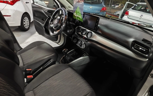 imagem-https://www.socarrao.com.br/sc-vehicle-images-prod/930294/1773504157739-V2hhdHNBcHAgSW1hZ2UgMjAyNi0wMy0xNCBhdCAxMS41Ni4zNyAoMykuanBlZw.jpeg