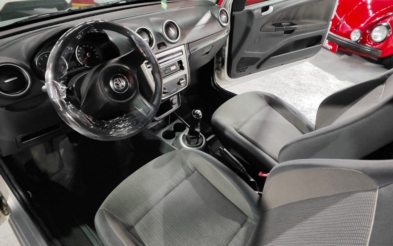 imagem-https://www.socarrao.com.br/sc-vehicle-images-prod/930300/1773504461651-V2hhdHNBcHAgSW1hZ2UgMjAyNi0wMy0xNCBhdCAxMS41Ni4wNCAoMikuanBlZw.jpeg