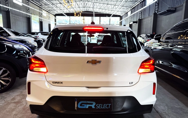 imagem-https://www.socarrao.com.br/sc-vehicle-images-prod/930509/1773510623499-003_1edad3abb8ddbeedf9313f2a22367d9a.jpg
