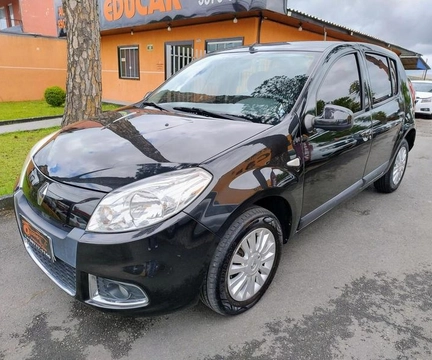 Renault Sandero 2012 Preto — foto 1 de 3