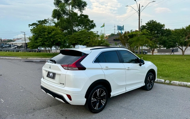 imagem-https://www.socarrao.com.br/sc-vehicle-images-prod/931690/1773593150018-870f2e94b0ff42aa92f79d151cfdce11_1773592191654.jpeg