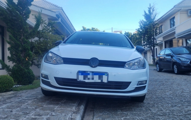 imagem-https://www.socarrao.com.br/sc-vehicle-images-prod/931758/1773597038883-MjAyNjAzMTNfMTczNDUyLmpwZw.jpg