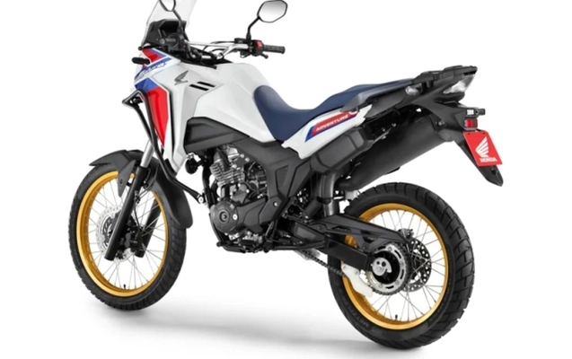 imagem-https://www.socarrao.com.br/sc-vehicle-images-prod/932/1789156375785-9qNtKxTpg6DUhJetO0imcIXYnNfop5te.jpg