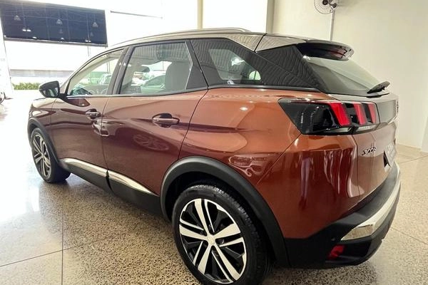 imagem-https://www.socarrao.com.br/sc-vehicle-images-prod/932301/1783517848083-7897502_15_B_9118e44604.jpeg