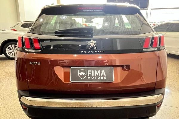 imagem-https://www.socarrao.com.br/sc-vehicle-images-prod/932301/1783517848086-7897502_17_B_36e888b8dd.jpeg