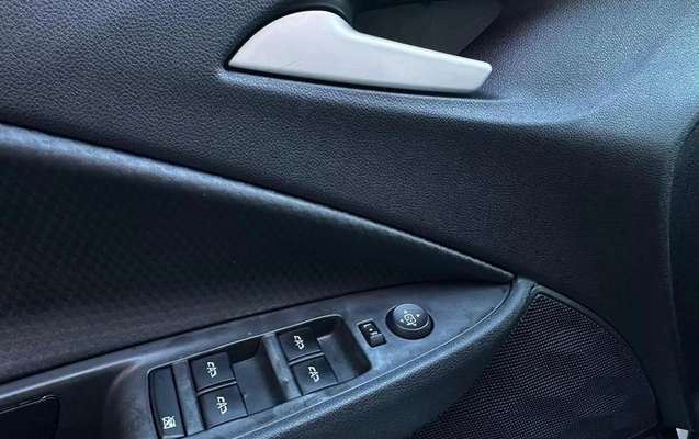 imagem-https://www.socarrao.com.br/sc-vehicle-images-prod/932314/1778517873393-7878186_10_B_ba8c6d5b0c.jpeg
