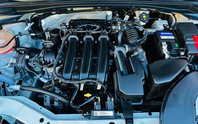 imagem-https://www.socarrao.com.br/sc-vehicle-images-prod/932314/1778517873395-7878186_17_B_55da28a75e.jpeg