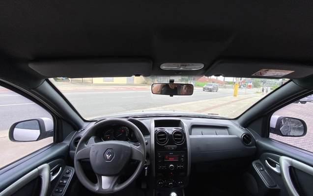 imagem-https://www.socarrao.com.br/sc-vehicle-images-prod/932530/1773753682982-SU1HXzk2NDIuanBlZw.jpeg