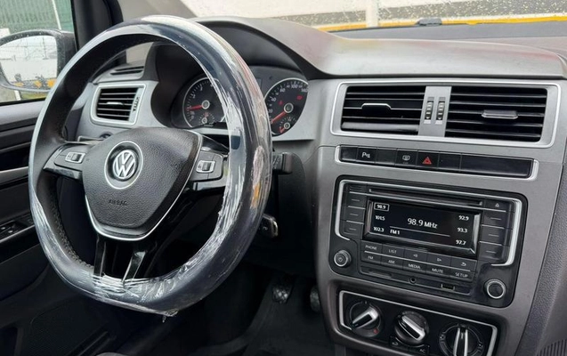 imagem-https://www.socarrao.com.br/sc-vehicle-images-prod/933461/1785253175428-7898112_12_B_5566fb0671.jpeg