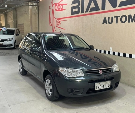 Fiat Palio 2015 Cinza — foto 1 de 3