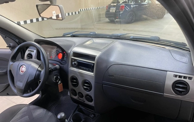 imagem-https://www.socarrao.com.br/sc-vehicle-images-prod/933484/1789413395294-U1oFLqw0Y01uGELQfdCfettsIhmkd2WX.jpg