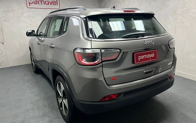 imagem-https://www.socarrao.com.br/sc-vehicle-images-prod/933585/1788286981505-5b74e0de-c2d6-48a5-b3ff-828197dafd84.jpg
