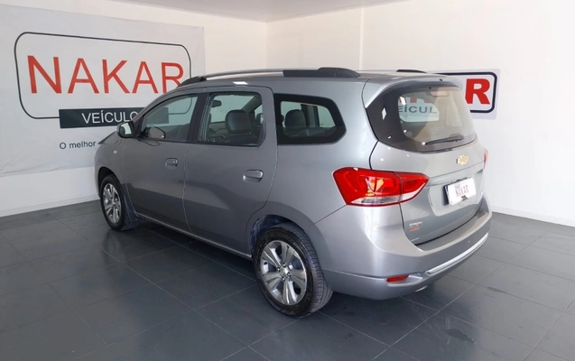 imagem-https://www.socarrao.com.br/sc-vehicle-images-prod/933617/1788292720995-RVfcaR15YhFNUtrOE8yoslDGZg8OT4mL.jpg