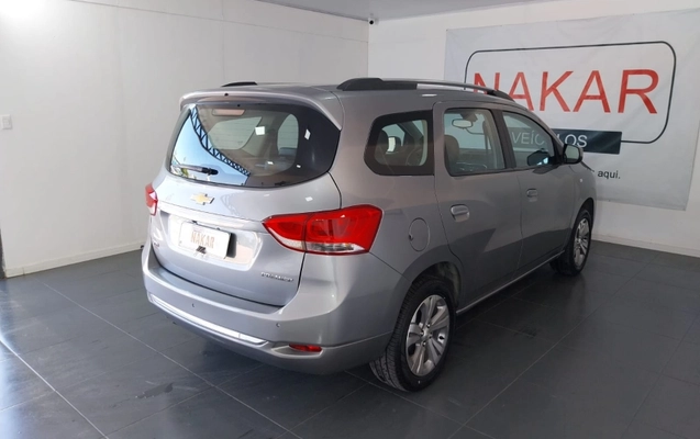 imagem-https://www.socarrao.com.br/sc-vehicle-images-prod/933617/1788292720997-t7gxO3lkvQg0OzooYnlmWOHnTAEVMnOY.jpg
