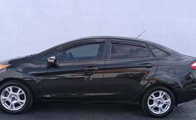 imagem-https://www.socarrao.com.br/sc-vehicle-images-prod/933751/1789222373207-7858792_4_B_4c8919ae4d.jpeg