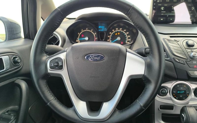imagem-https://www.socarrao.com.br/sc-vehicle-images-prod/933751/1789222373209-7858792_10_B_4025f4bdc6.jpeg