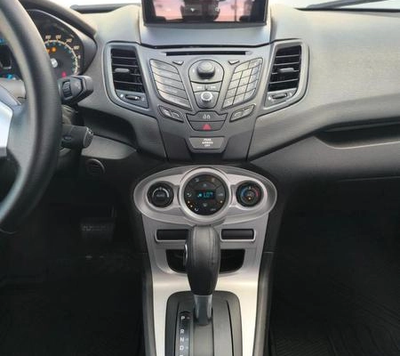 imagem-https://www.socarrao.com.br/sc-vehicle-images-prod/933751/1789222373211-7858792_21_B_890f1f7255.jpeg