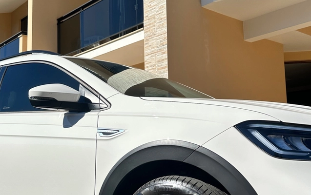 imagem-https://www.socarrao.com.br/sc-vehicle-images-prod/934066/1773680057867-SU1HXzUyNjcuanBlZw.jpeg