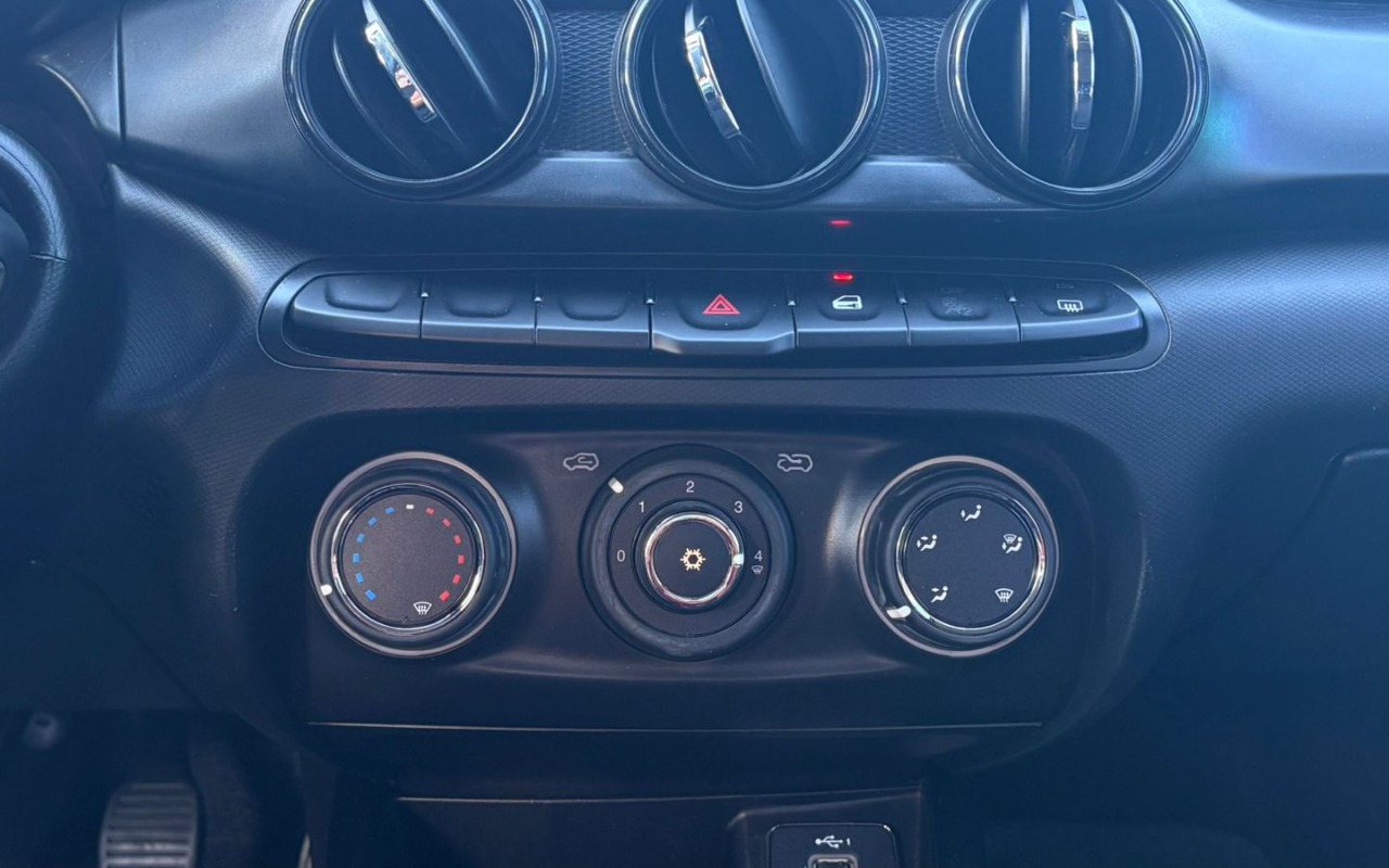 imagem-https://www.socarrao.com.br/sc-vehicle-images-prod/934293/1773680908502-V2hhdHNBcHAgSW1hZ2UgMjAyNi0wMy0xNCBhdCAxNC4yNC4xNy5qcGVn.jpeg