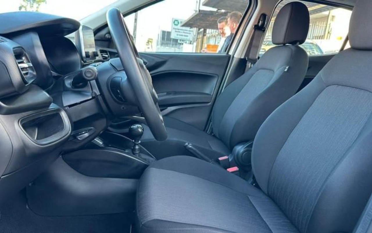 imagem-https://www.socarrao.com.br/sc-vehicle-images-prod/934293/1773680908659-V2hhdHNBcHAgSW1hZ2UgMjAyNi0wMy0xNCBhdCAxNC4yNC4xNyAoMikuanBlZw.jpeg