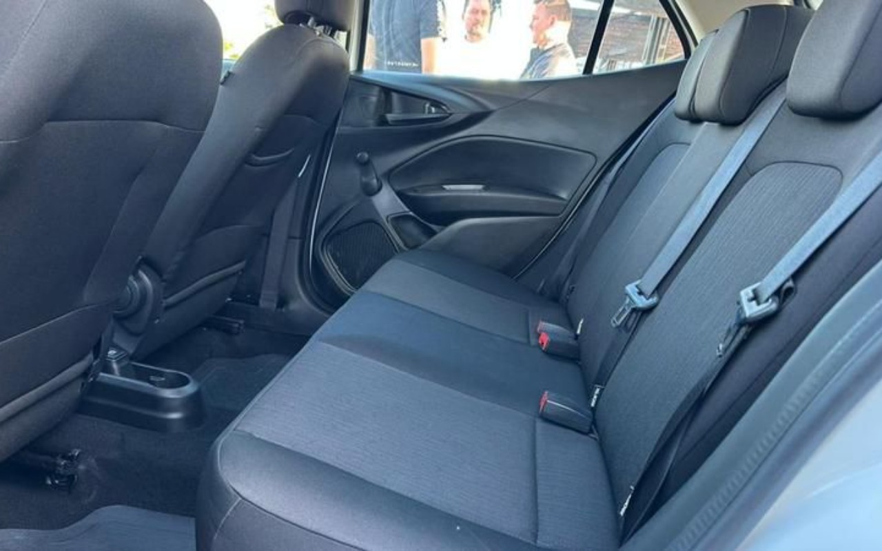 imagem-https://www.socarrao.com.br/sc-vehicle-images-prod/934293/1773680908734-V2hhdHNBcHAgSW1hZ2UgMjAyNi0wMy0xNCBhdCAxNC4yNC4xNyAoMykuanBlZw.jpeg