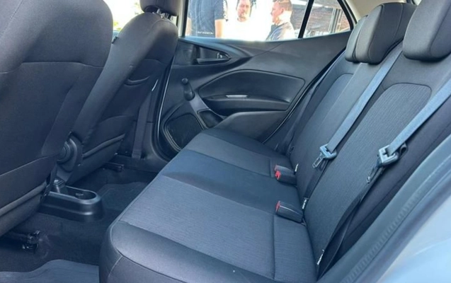 imagem-https://www.socarrao.com.br/sc-vehicle-images-prod/934293/1773680908734-V2hhdHNBcHAgSW1hZ2UgMjAyNi0wMy0xNCBhdCAxNC4yNC4xNyAoMykuanBlZw.jpeg
