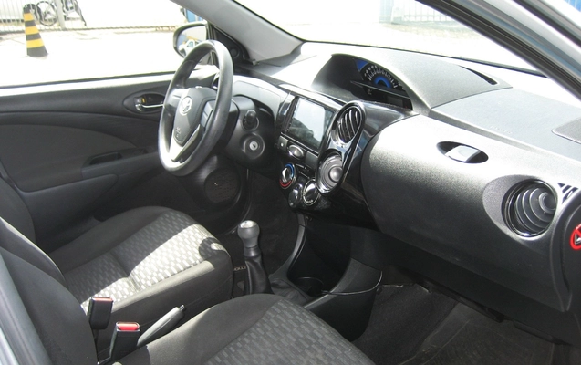 imagem-https://www.socarrao.com.br/sc-vehicle-images-prod/934384/1773688651915-SU1HXzE3OTEuSlBH.JPG