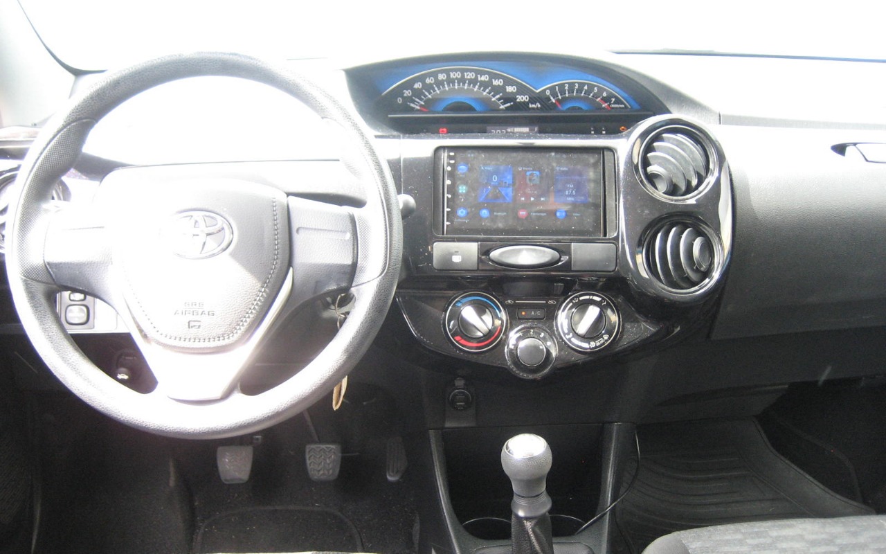imagem-https://www.socarrao.com.br/sc-vehicle-images-prod/934384/1773688652087-SU1HXzE3OTYuSlBH.JPG